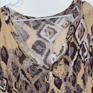 ❣️Low Neck Line Flirty Crop Top XL